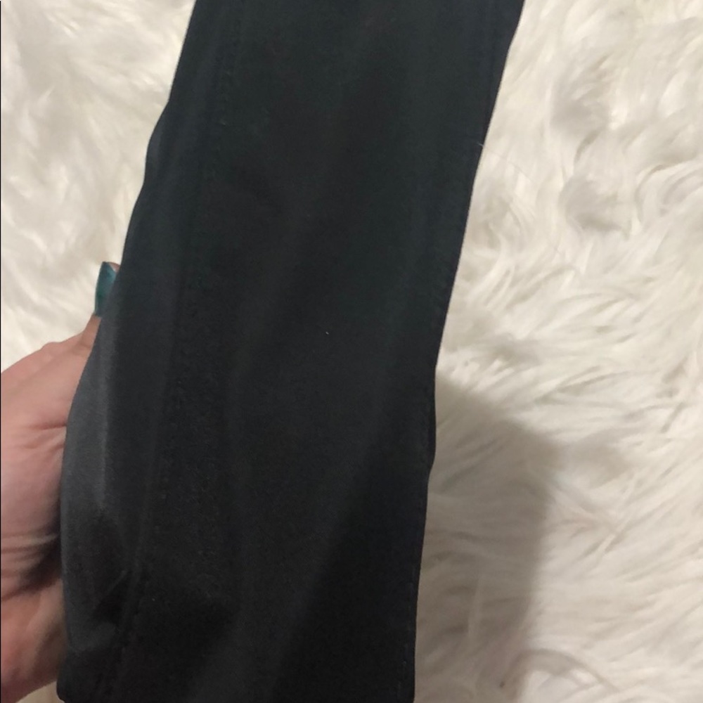 Kylie Cosmetics lips makeup bag❤️ - Picture 5 of 8